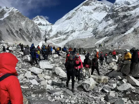 Everest Base Camp Trek: Best Seasons (March-Mid June, Sep-Nov)