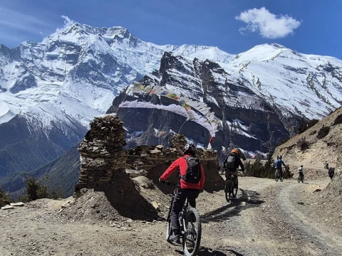 Is It Possible to Cycle the Annapurna Circuit in Nepal?